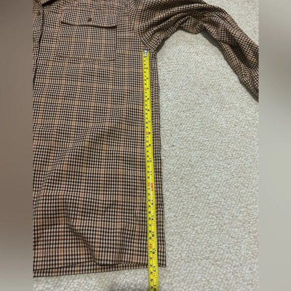 Princess Polly Willa Oversized Button Down Shirt Beige Plaid checkered Size 2. - Picture 11 of 11